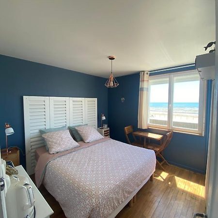 Chambre D'Hotes "Lumiere Du Cap" Vue Mer Barneville-Carteret Exteriér fotografie