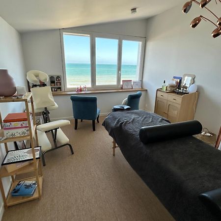 Chambre D'Hotes "Lumiere Du Cap" Vue Mer Barneville-Carteret Exteriér fotografie